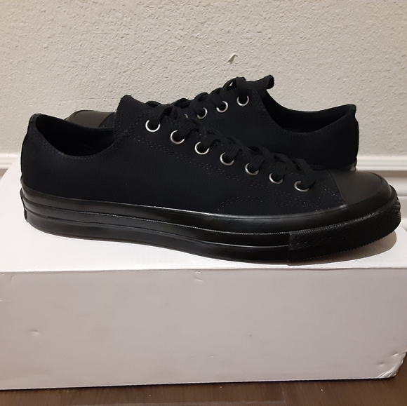 Converse - Picture 4 of 4